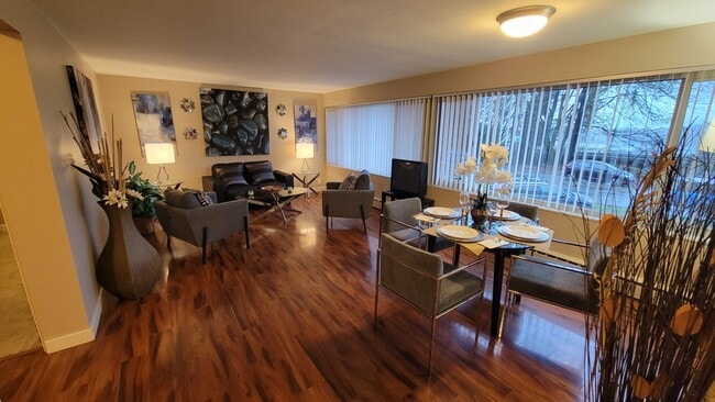 Building Photo - Lakeview Apartments