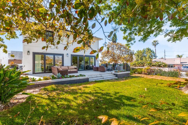 Foto del edificio - 1257 Magnolia Ave