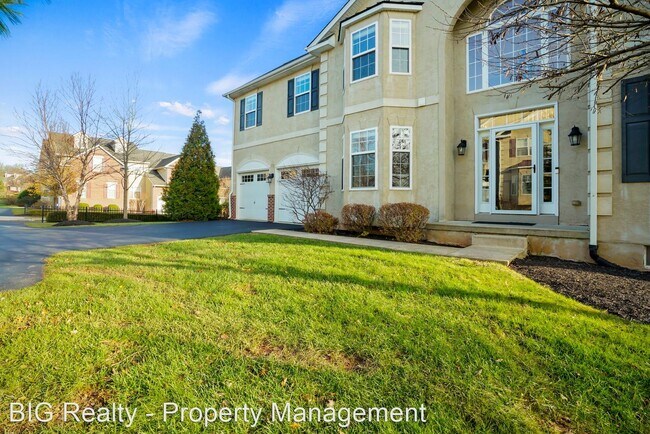 Building Photo - 3 br, 2.5 bath House - 2501 Eastport Way