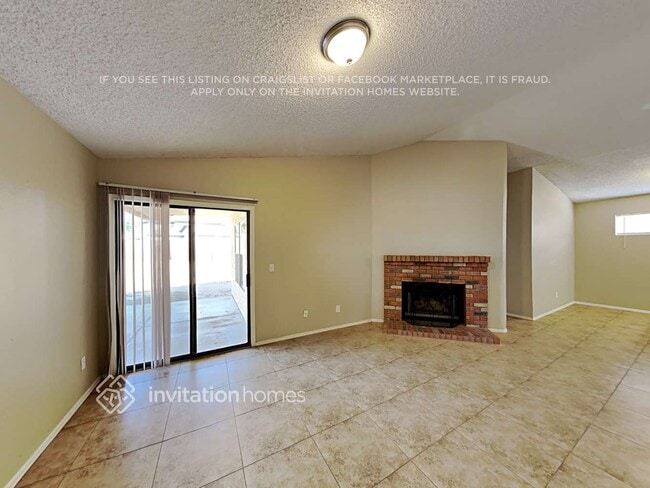 Building Photo - 1411 S Quinn