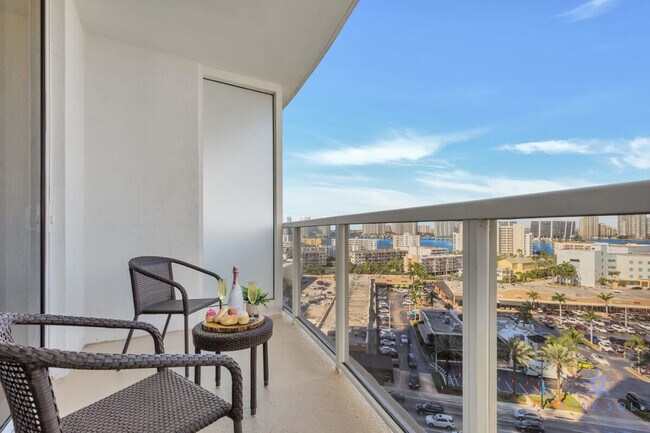 Foto del edificio - 18001 Collins Ave