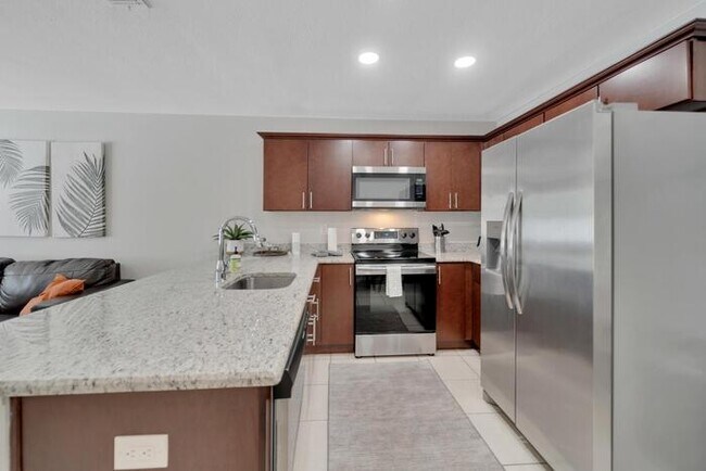 Foto del edificio - 1053 Apollo Beach Blvd