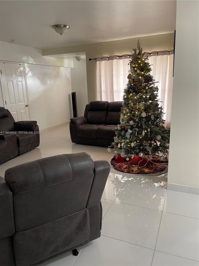 Foto del edificio - 11765 SW 175th Terrace