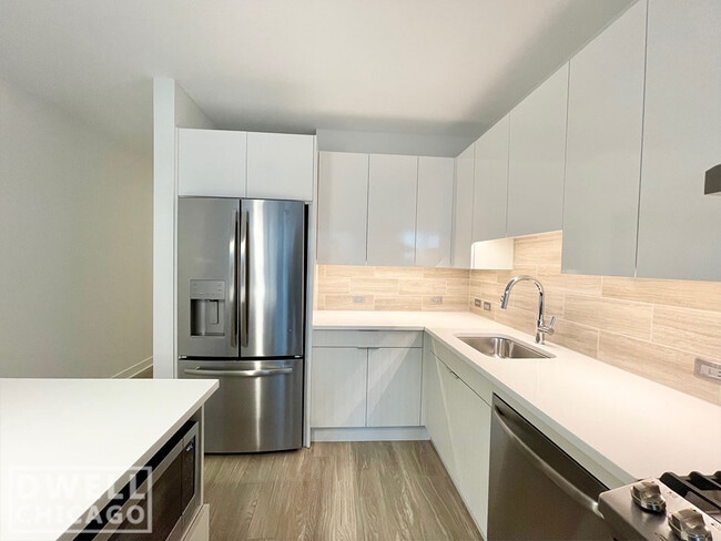 Foto del edificio - 2301 N Lincoln Ave