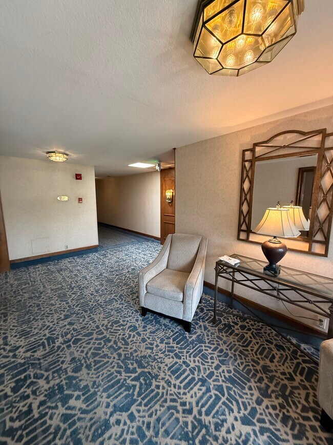 Foto del edificio - 8601 Falmouth Ave