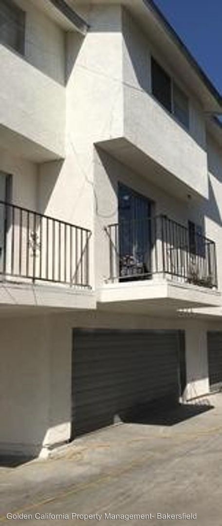 Foto del edificio - 2661 Sunny Ln