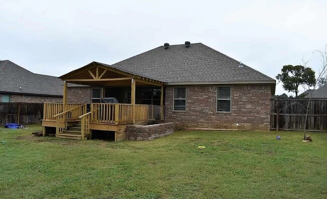 Foto del edificio - 2734 Ridgewood Rd