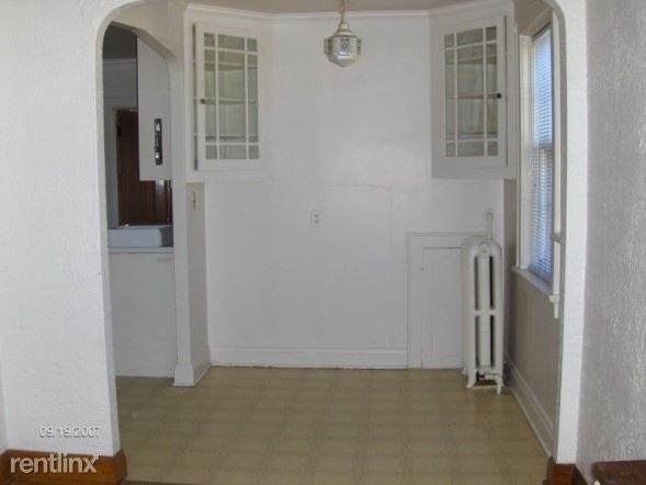 Building Photo - 520 3rd St N