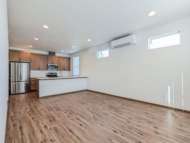 Foto del edificio - **Move-In Special** Beautiful Brand New Construction 3 bed, 2.5 bath home!