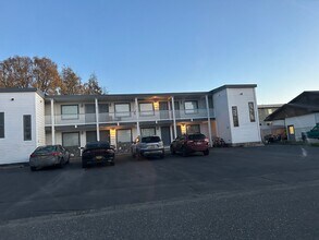 Building Photo - 509 Marine Ave