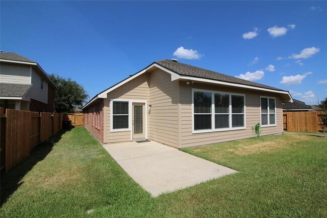 Building Photo - 7019 Cornflower Ln