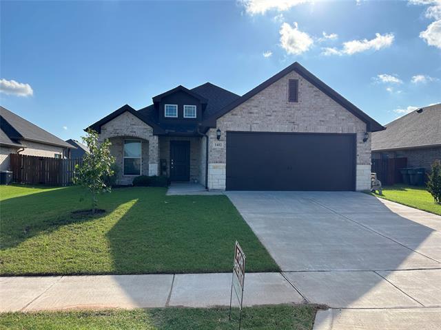 Primary Photo - 1402 Saratoga Dr