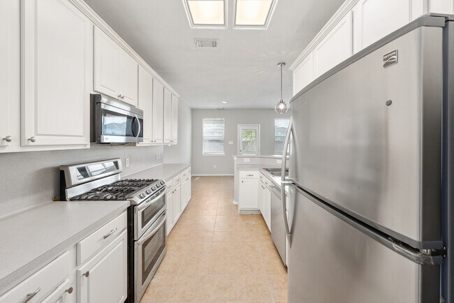 Foto del edificio - 14425 Rosehedge Ct