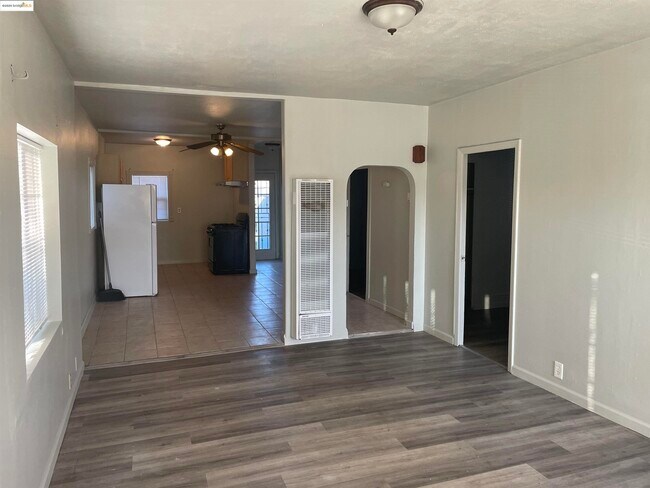 Foto del edificio - 3525 Bissell Ave