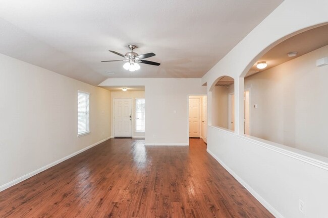 Building Photo - 18815 N Lyford Dr