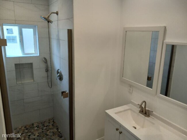 Building Photo - 3 br, 2 bath House - 10360 Jardine Ave