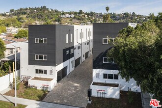 Building Photo - 3210 Verdugo Rd