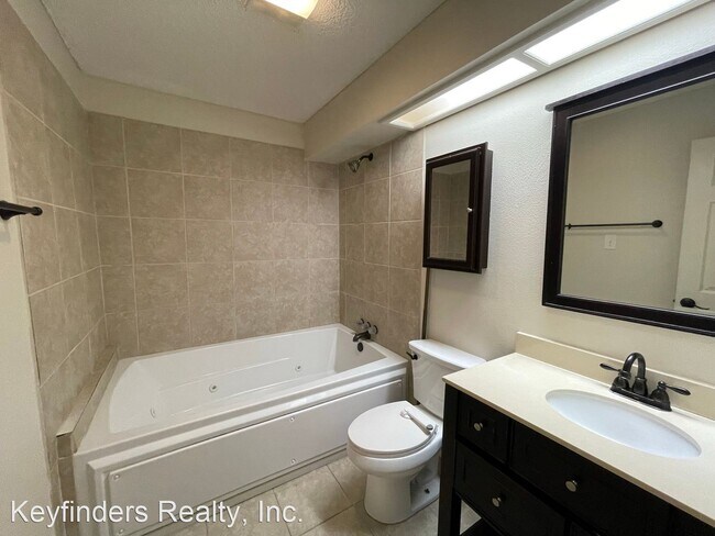 Building Photo - 1 br, 1 bath House - 5233 Butter Creek Lan...