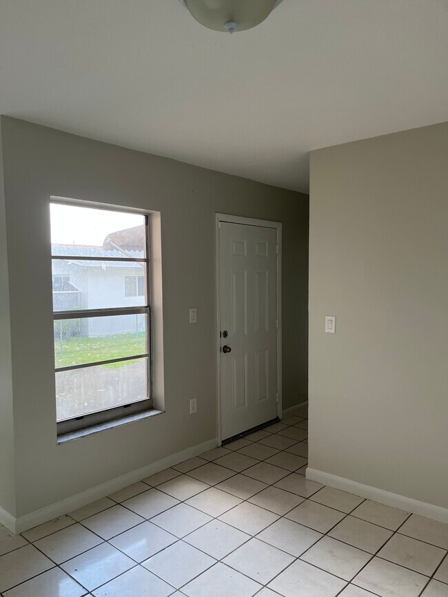 Foto del edificio - 7150 SW 22nd St