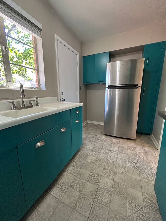 Foto del edificio - 10th1401