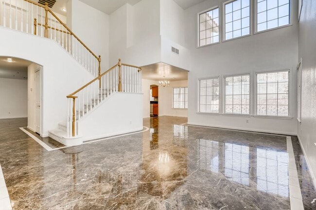 Building Photo - Absolutely Spectacular 4 Bedroom 3 Car Garage Home