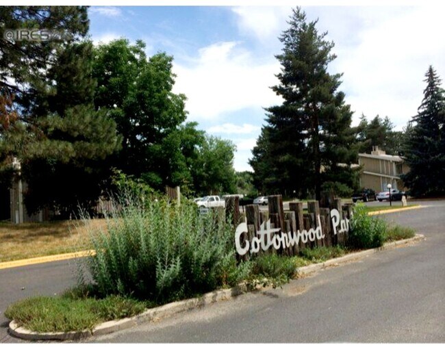 Foto del edificio - Avail. MAY 1ST. In charming Niwot, Vaulted...