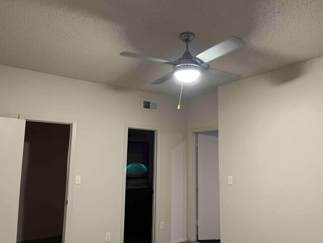 Foto del edificio - 1508 Woodway Club Dr
