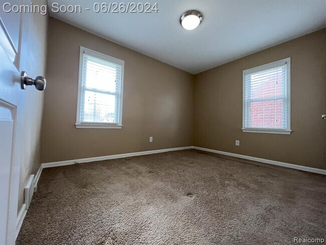 Building Photo - 4219 Buckingham Rd