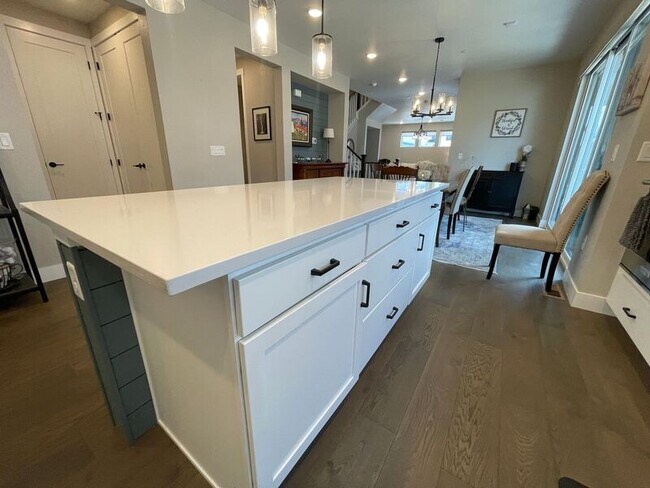 Foto del edificio - 7034 Fireside Way