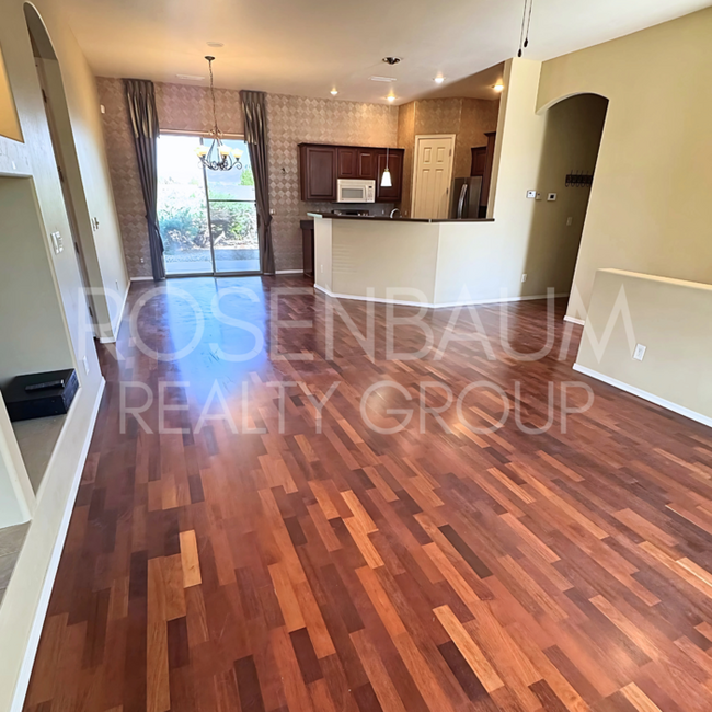 Foto del edificio - Beautiful 3-bedrooms, 2-baths home in the ...