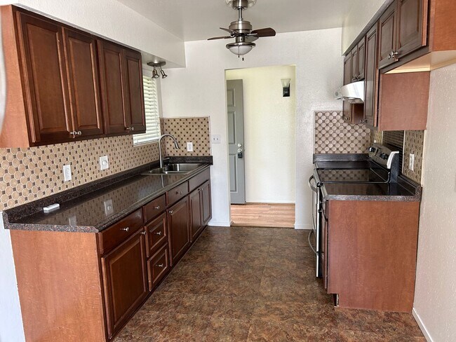 Foto del edificio - 1730 S Atwood St