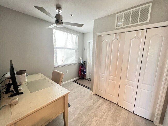 Foto del edificio - 12011 Champions Green Way