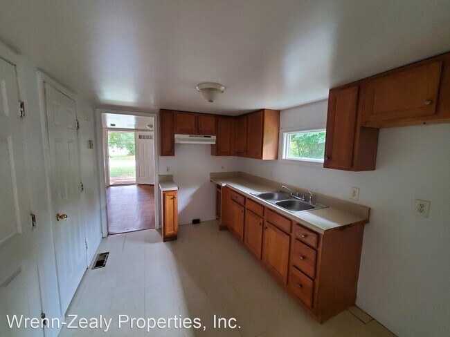 Building Photo - 3 br, 2 bath House - 611 Garrett Street