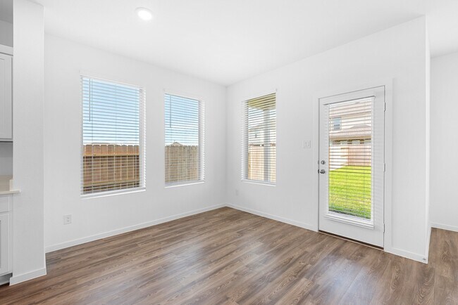 Building Photo - 27219 Henley Rdg Dr