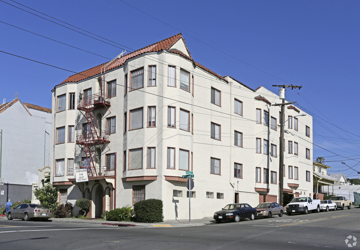 Primary Photo - Bancroft Fairfax Apartments