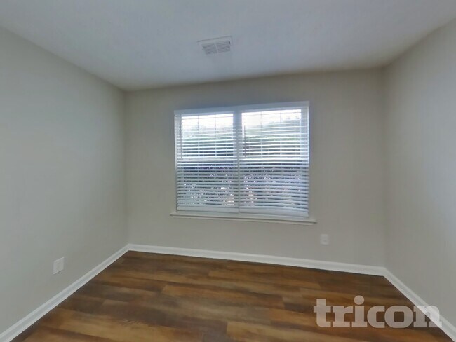 Building Photo - 2794 Evanston Ct