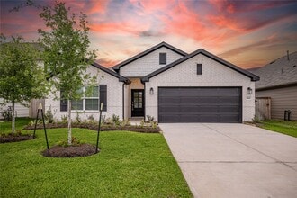 Building Photo - 5810 Sunkissed Dr
