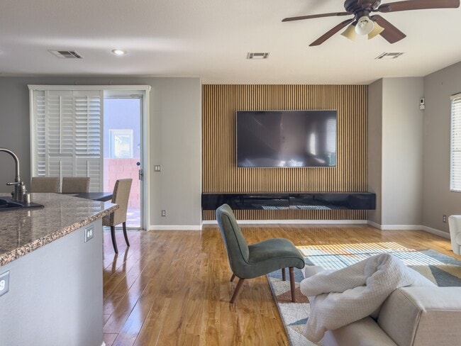 Building Photo - 3610 Pinnate Dr