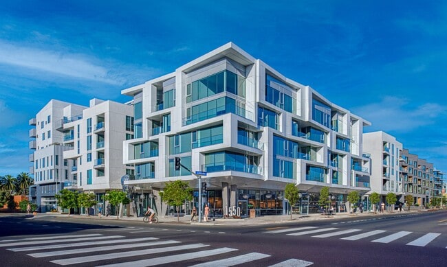 Building Photo - 1550 Lincoln Boulevard Santa Monica, CA 90401