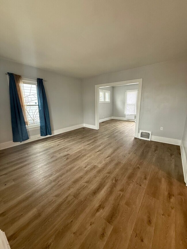 Foto del edificio - Downtown Mt. Clemens Home