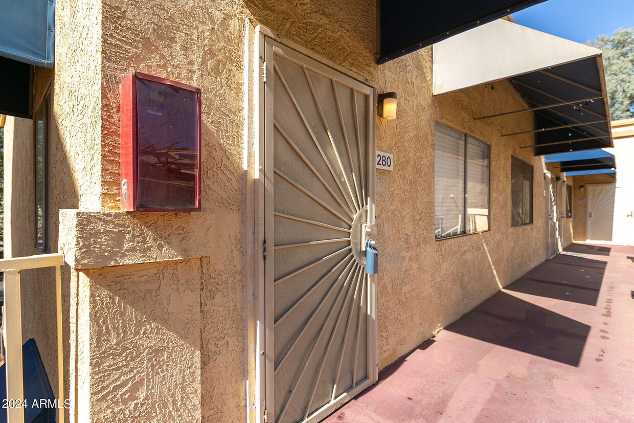 12221 Bell Rd Unit 280, Surprise, AZ 85378 Room for Rent in Surprise