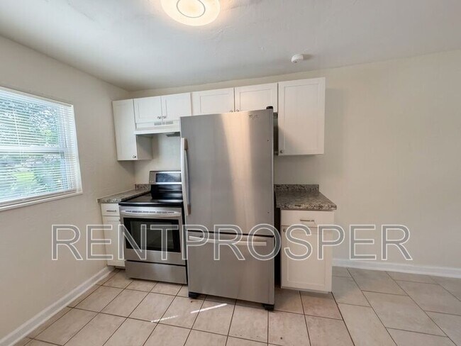 Foto del edificio - 902 W Jackson St