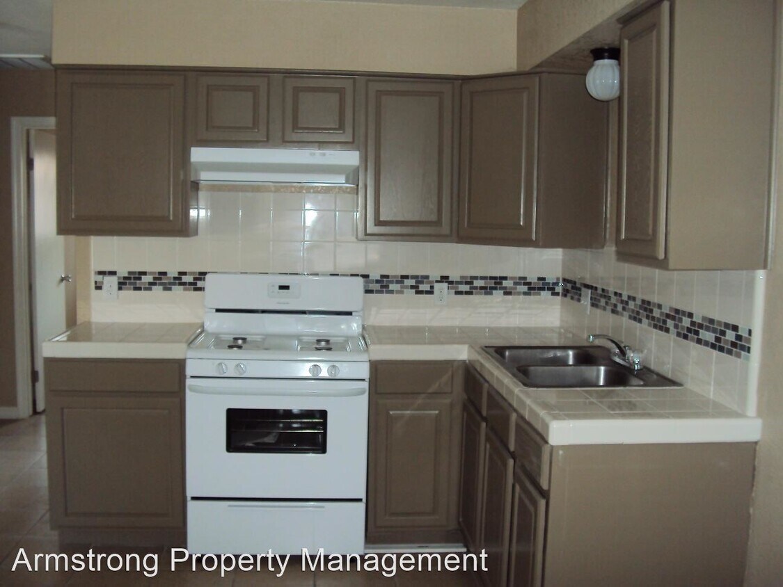 Foto del edificio - 402-412 NW 1st Ave