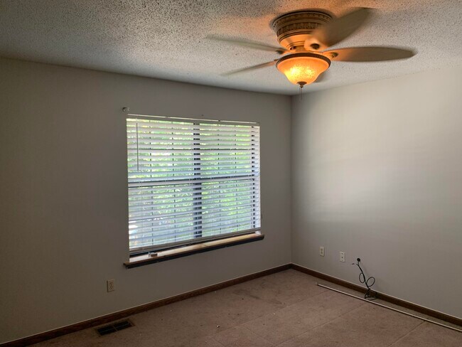 Foto del edificio - 208 Oak St SE