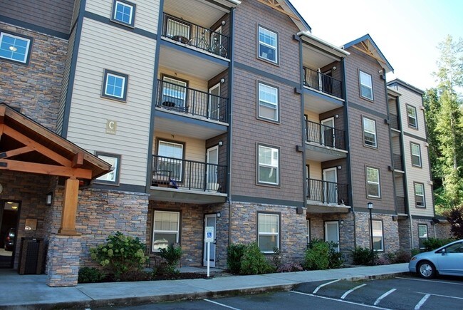 Cypress Place Condominiums Apartments Bellingham, WA