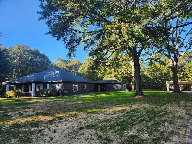 Foto del edificio - 1174 Old Prattville Rd