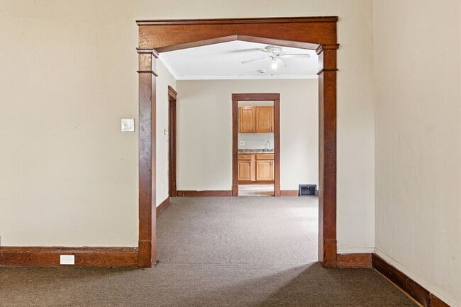 Building Photo - 13615 Earlwood Rd