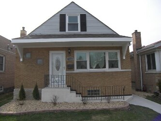 Primary Photo - 5228 S Narragansett Ave