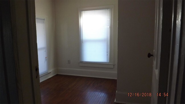Foto del edificio - 1312 N Church St