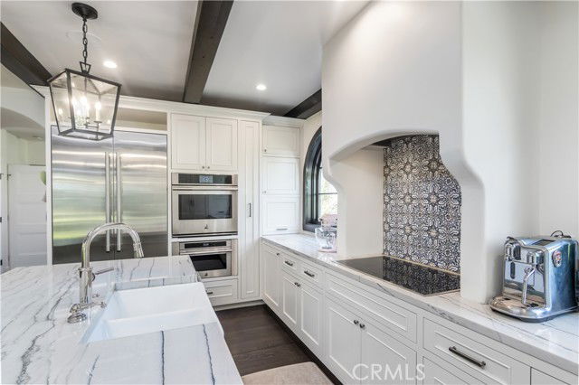 Building Photo - 640 Raymond Ave